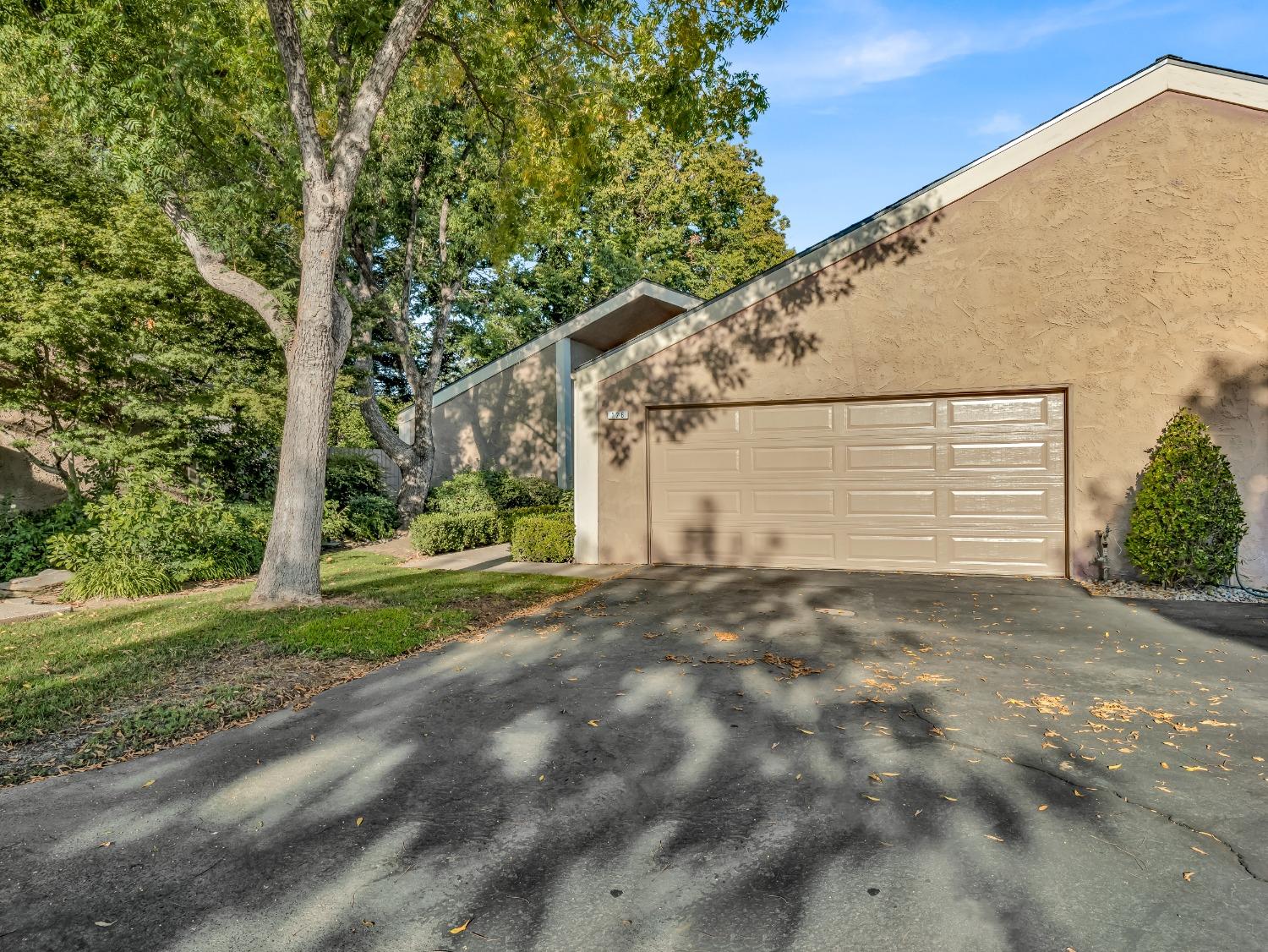 6141 N West Avenue # 126