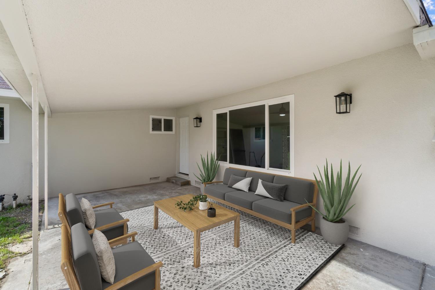 725 W Rialto Avenue