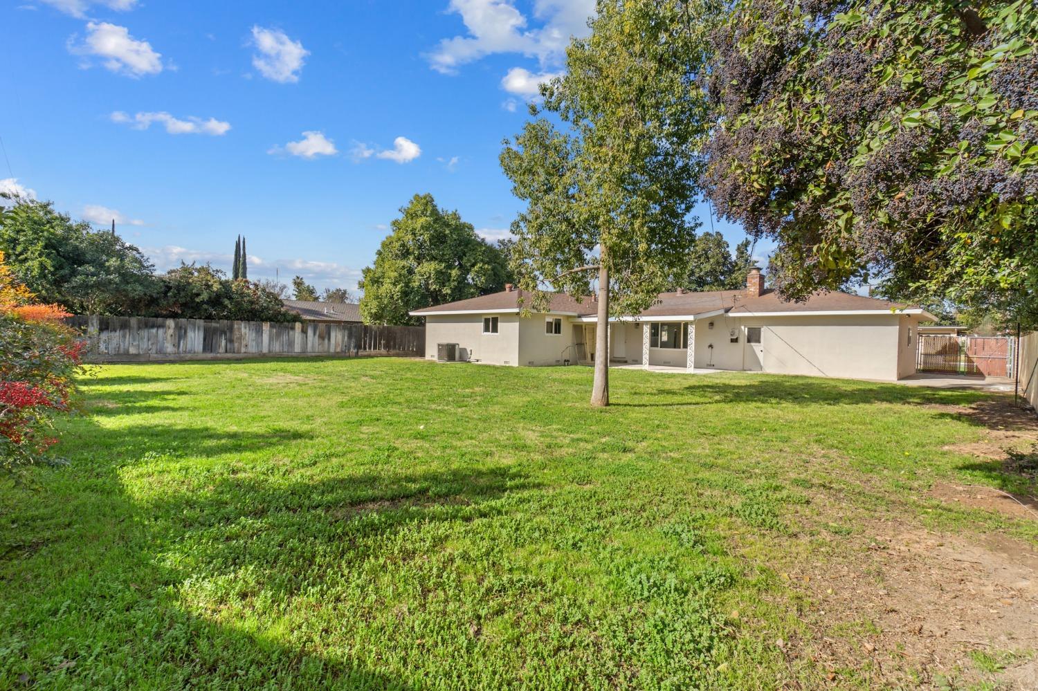 725 W Rialto Avenue