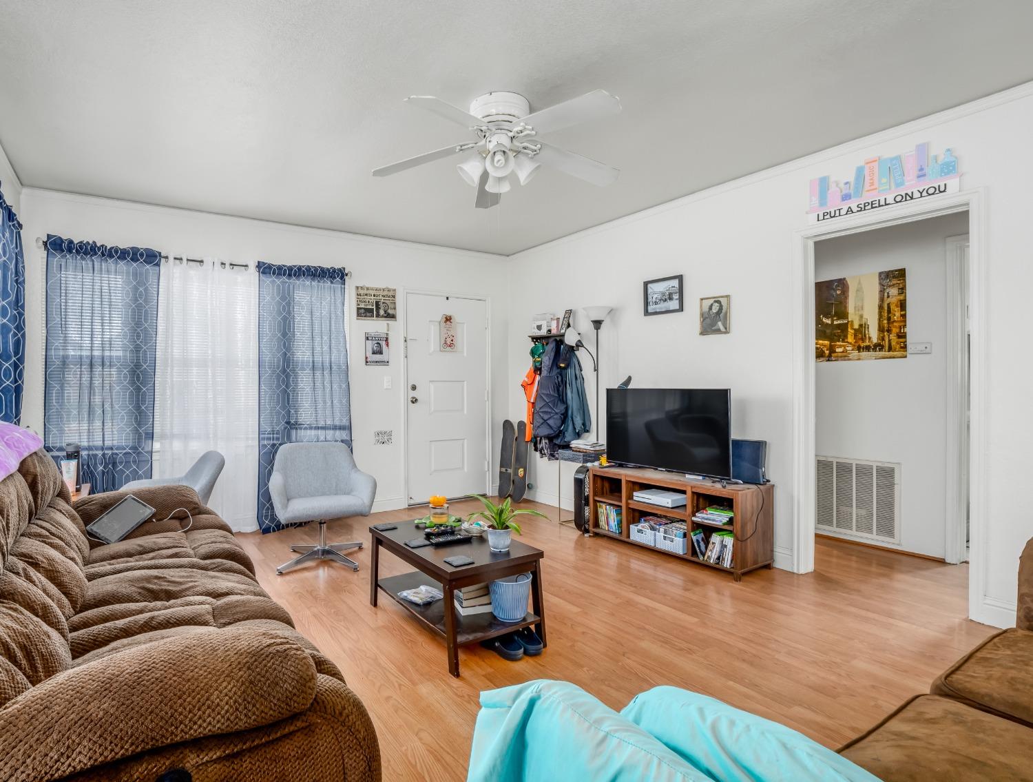 1597 N Glenn