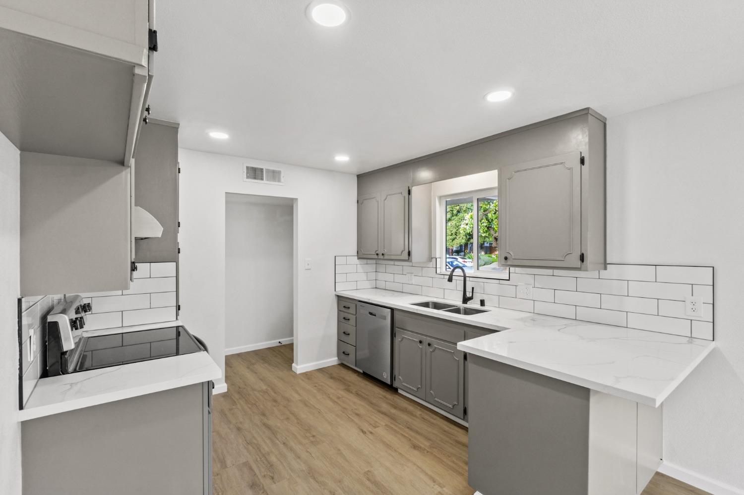 148 Elm Avenue