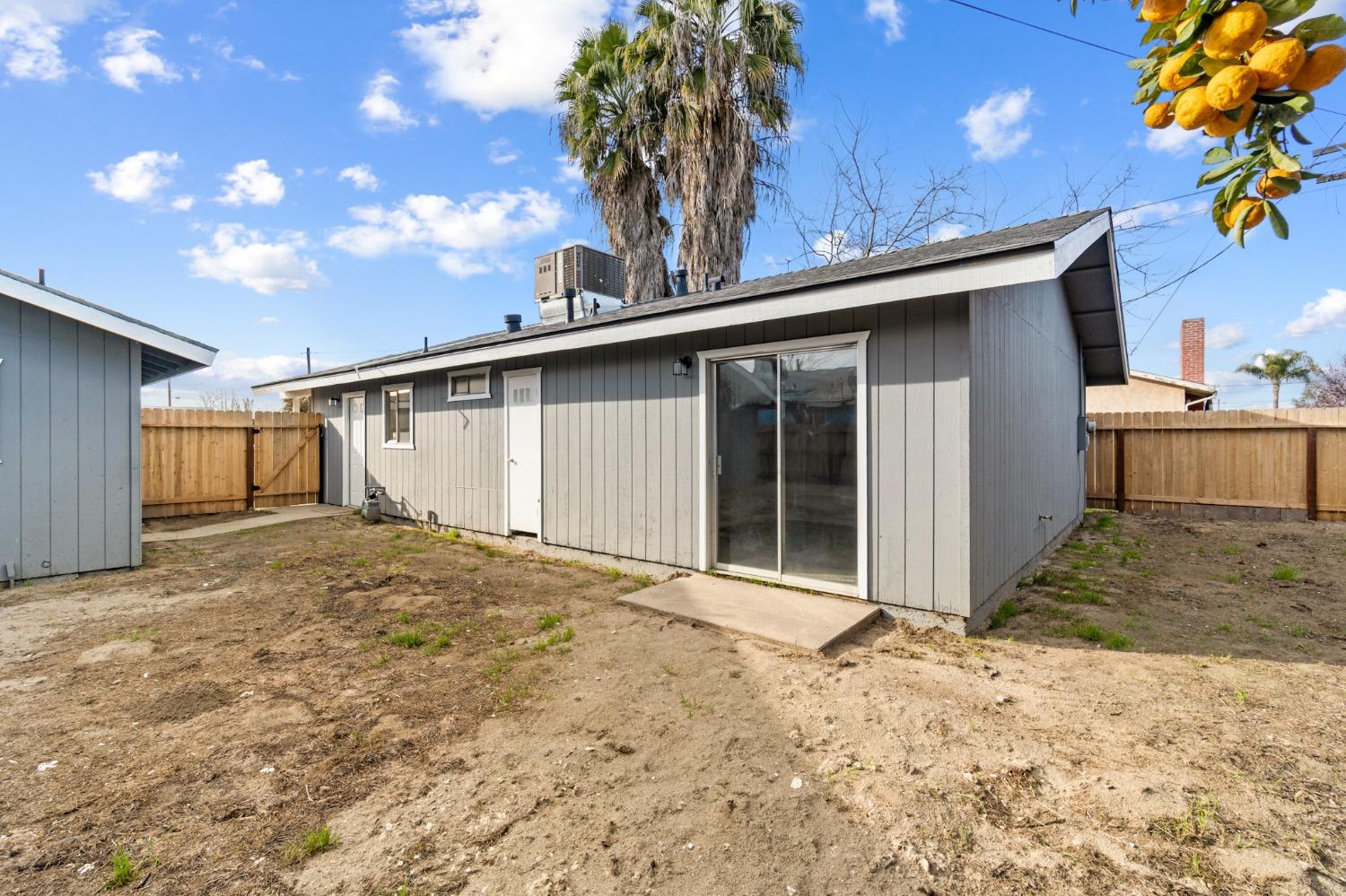 641 Estes Avenue