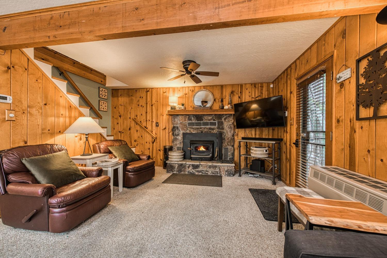 41965 Nuthatch Lane