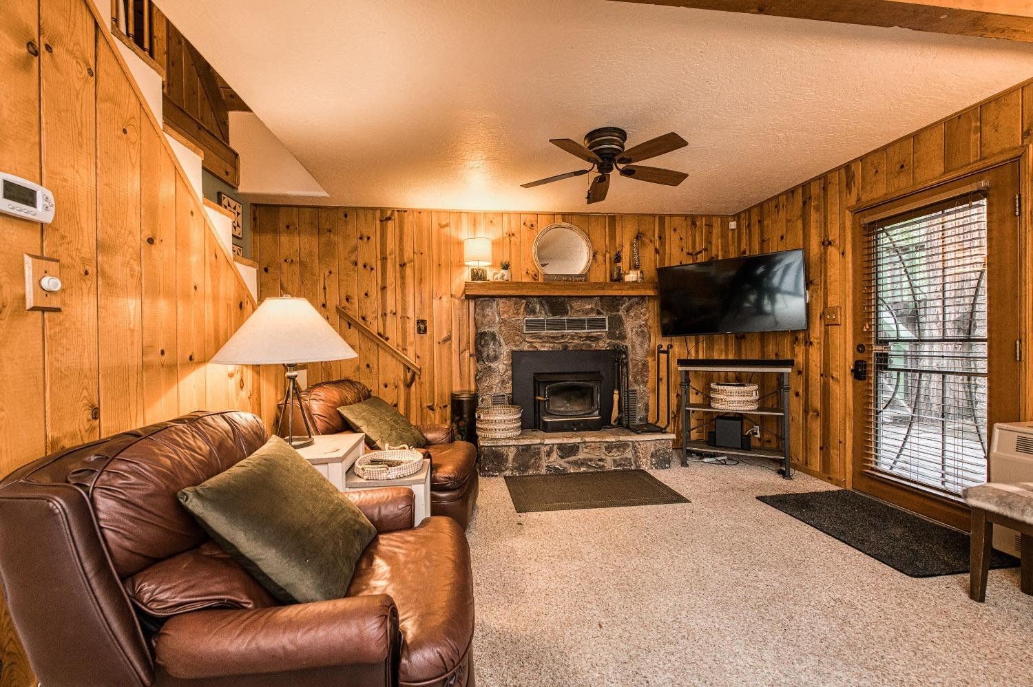 41965 Nuthatch Lane