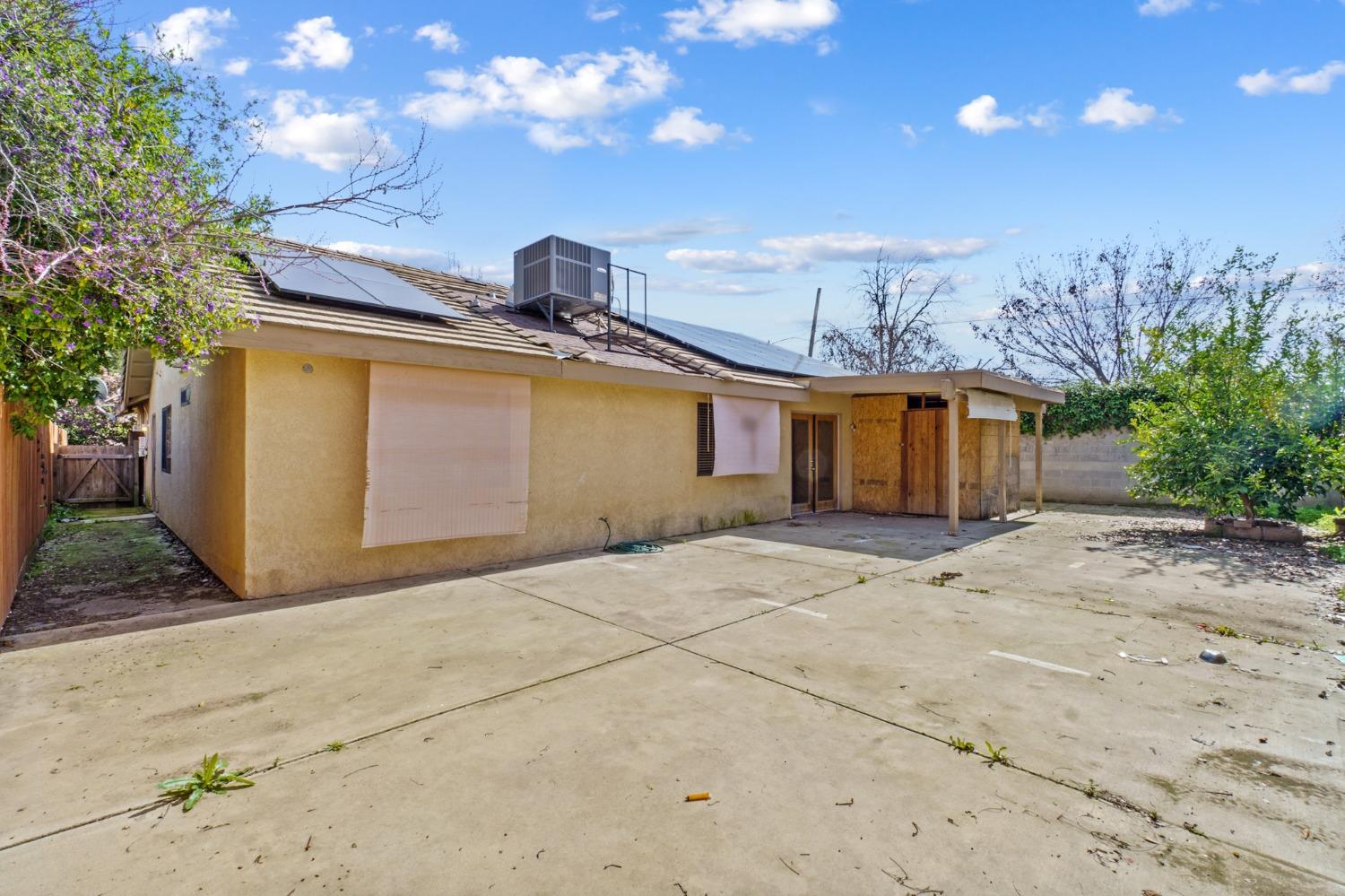 1411 N Maple Street