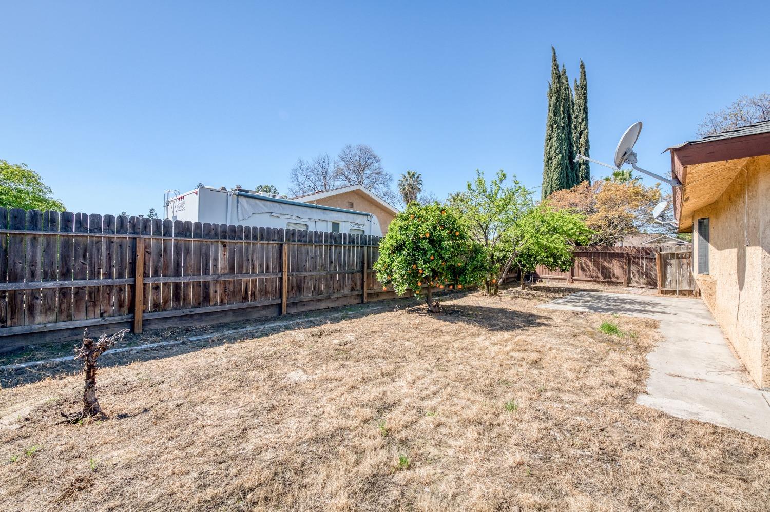 472 N Shirley Avenue