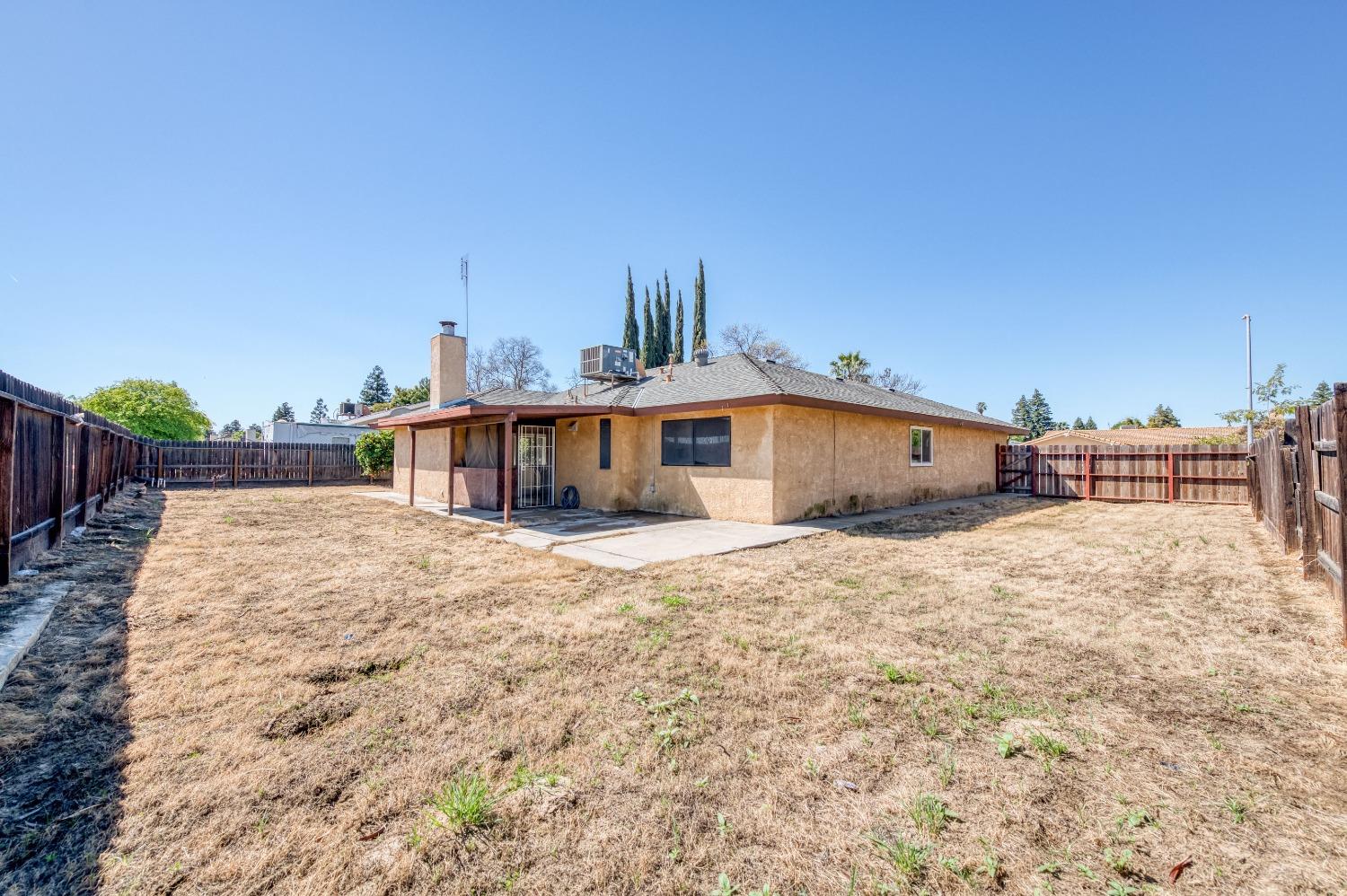 472 N Shirley Avenue