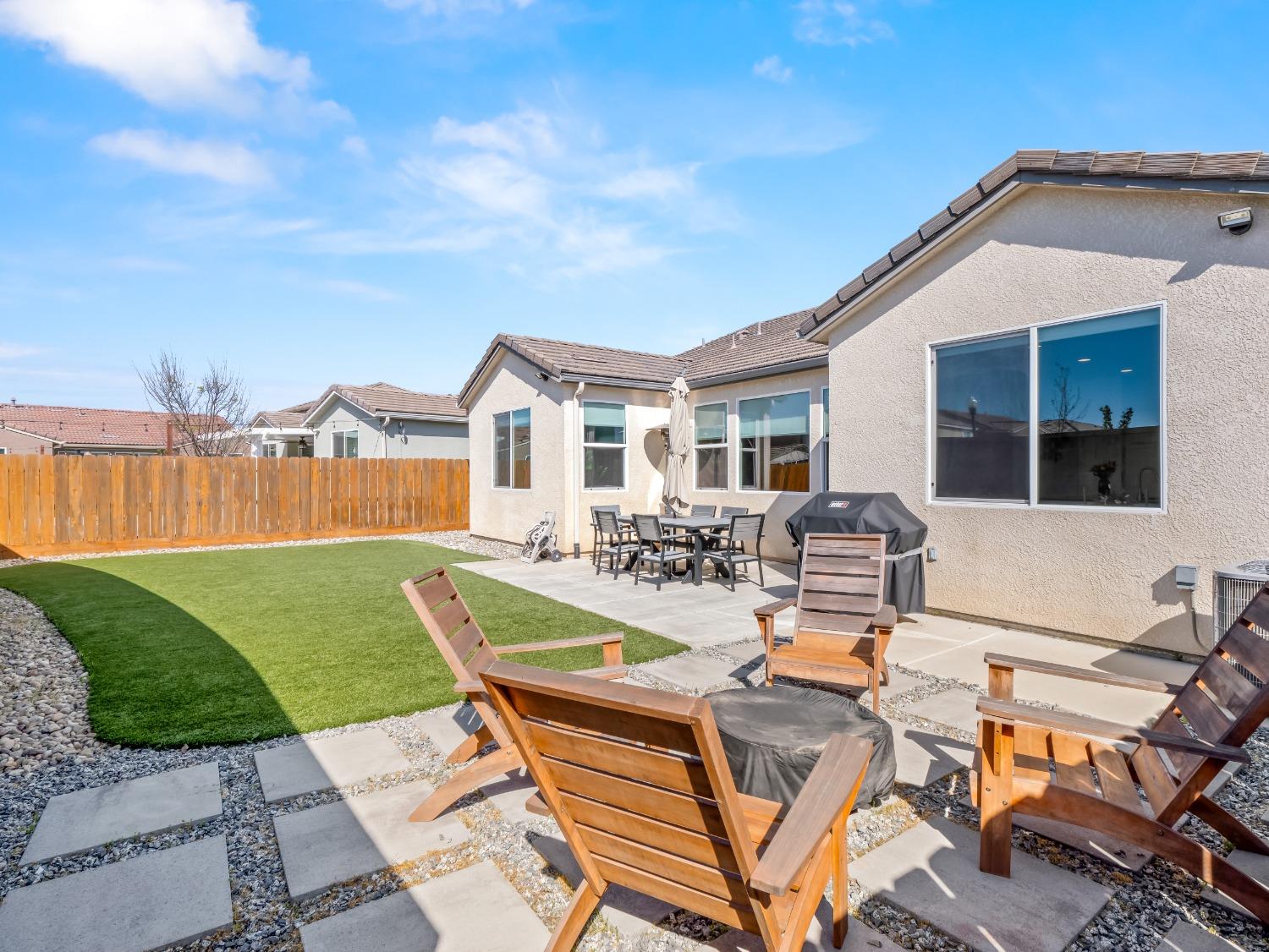 3954 Griffith Avenue