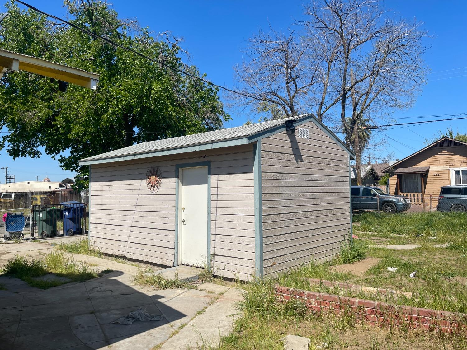3111 E Butler Avenue
