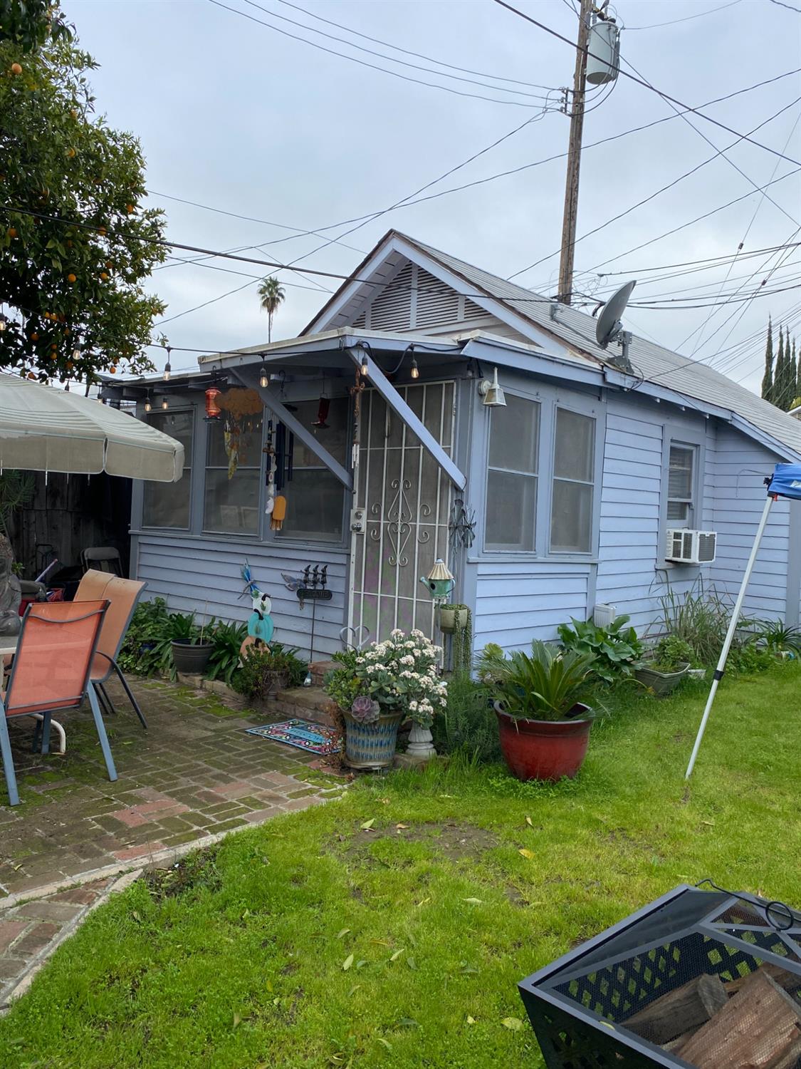 1223 N Harrison Avenue