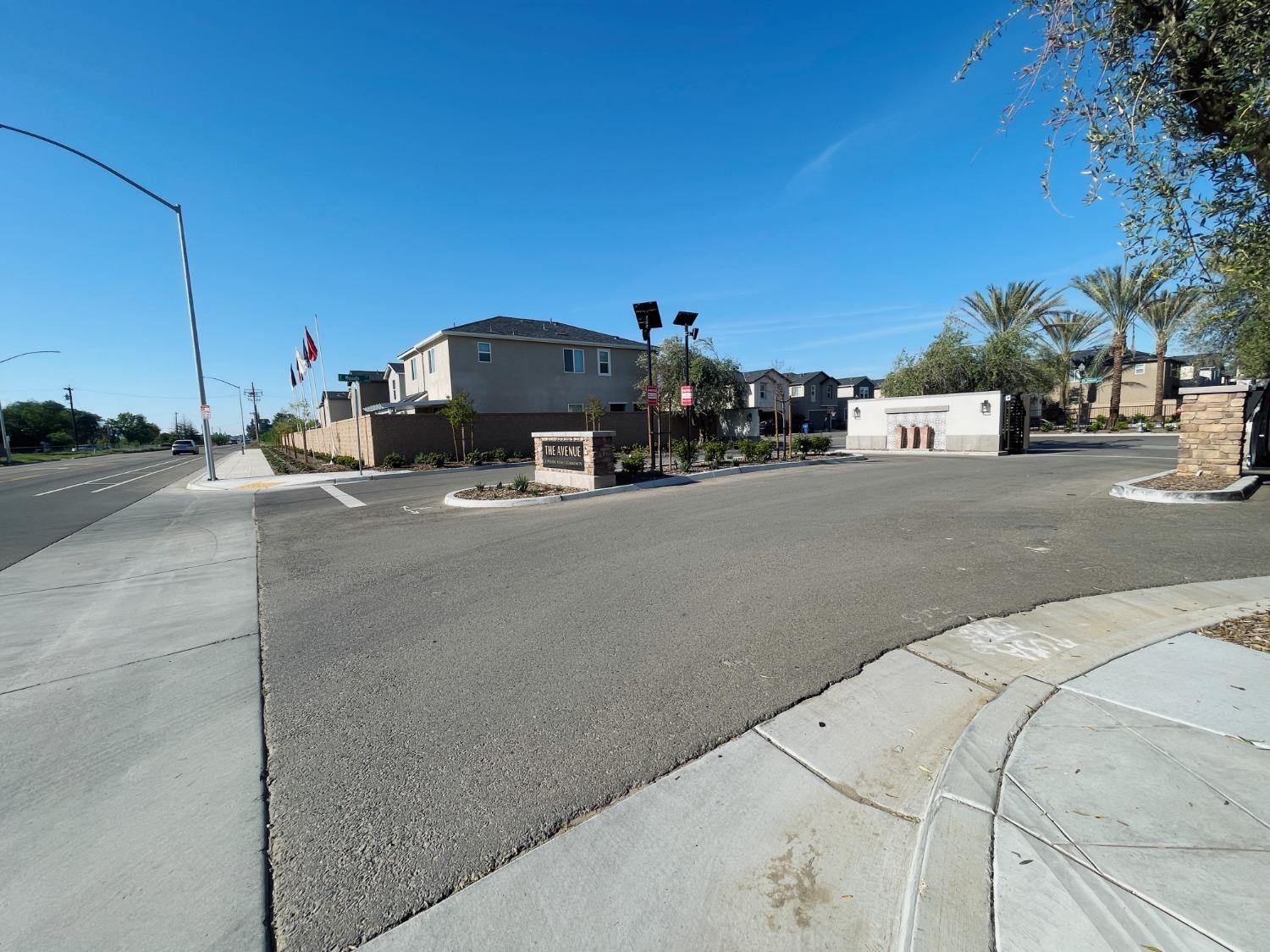 2276 N Columbus Drive