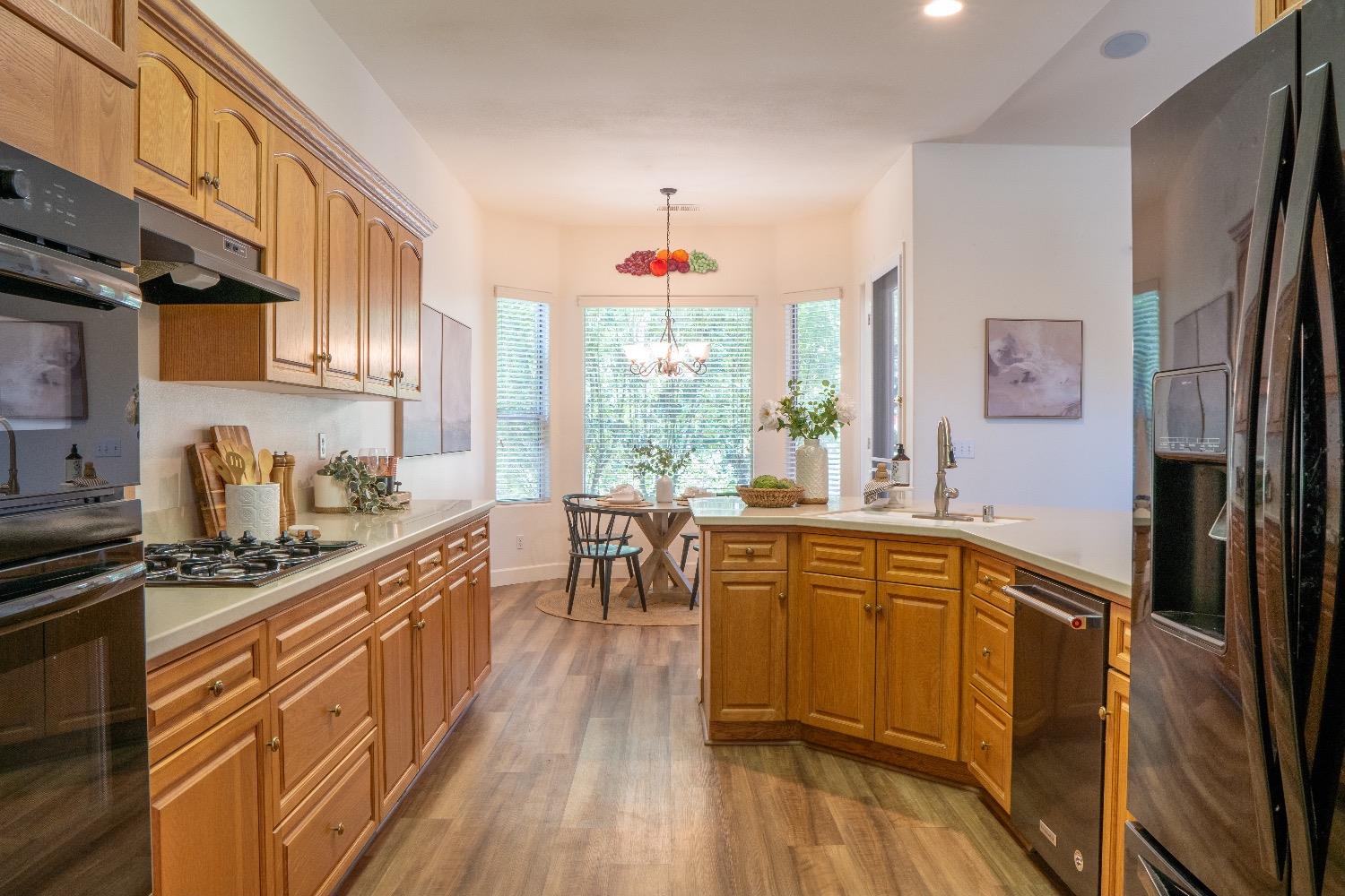 159 W Decatur Avenue