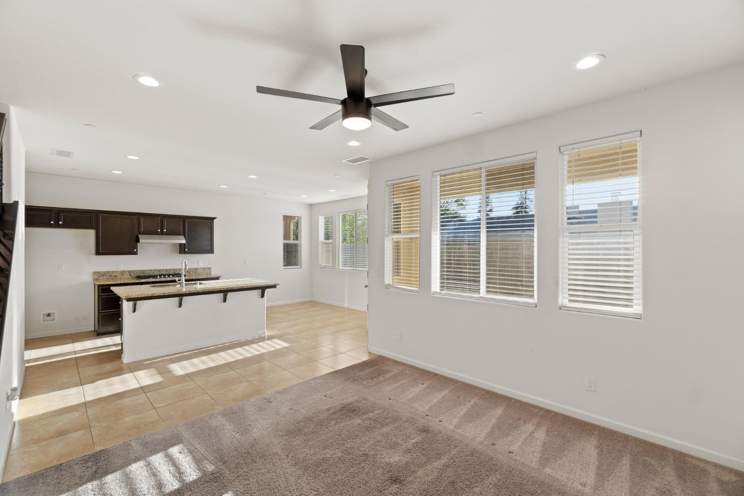 595 N Cattail Court