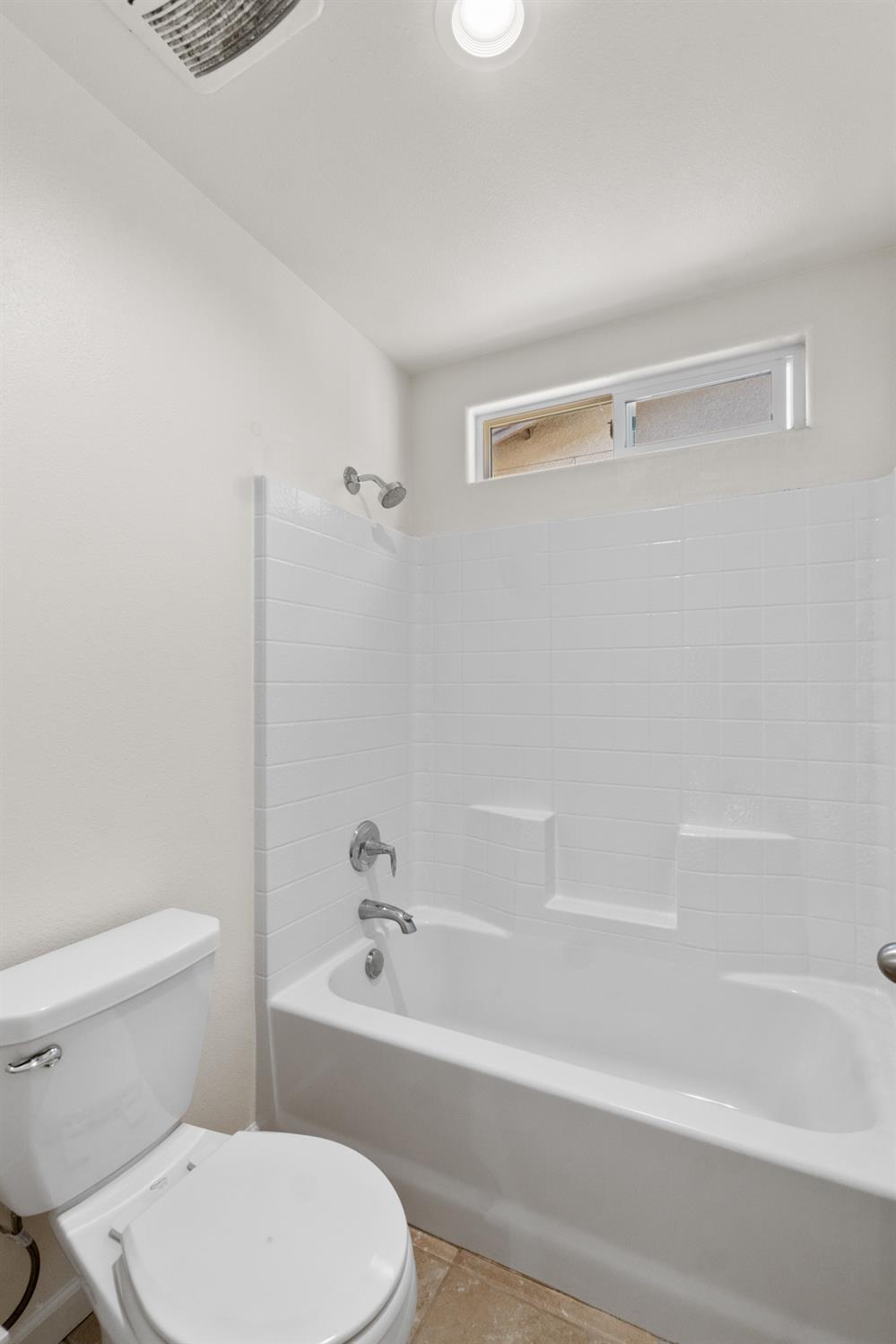595 N Cattail Court