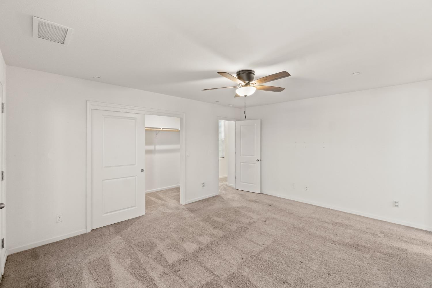 595 N Cattail Court