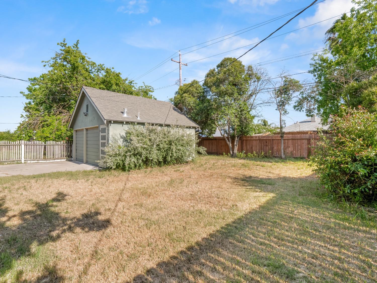 116 E Andrews Avenue