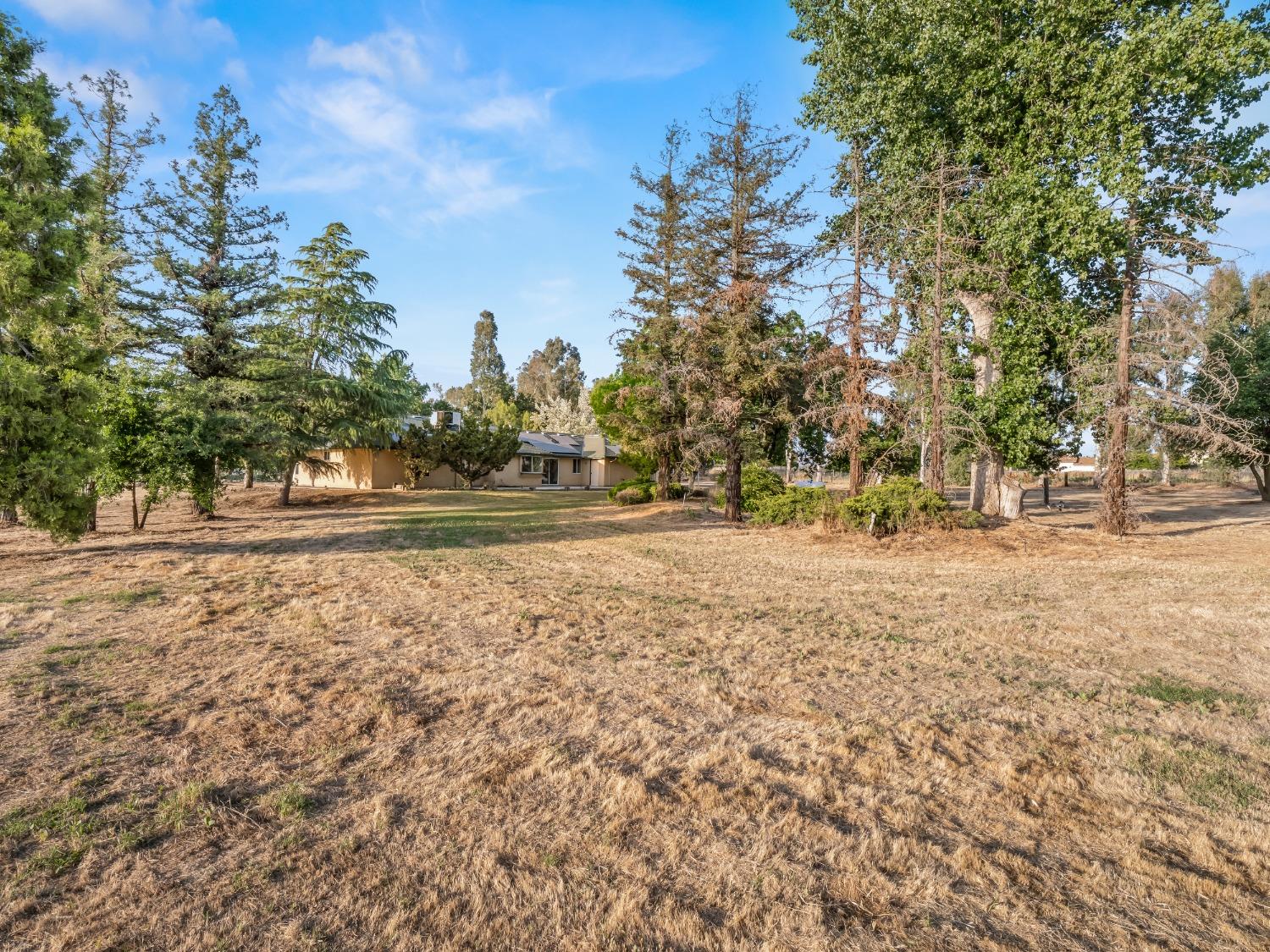 12599 E Sierra Avenue