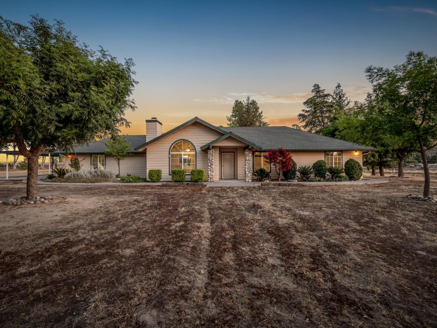 12599 E Sierra Avenue