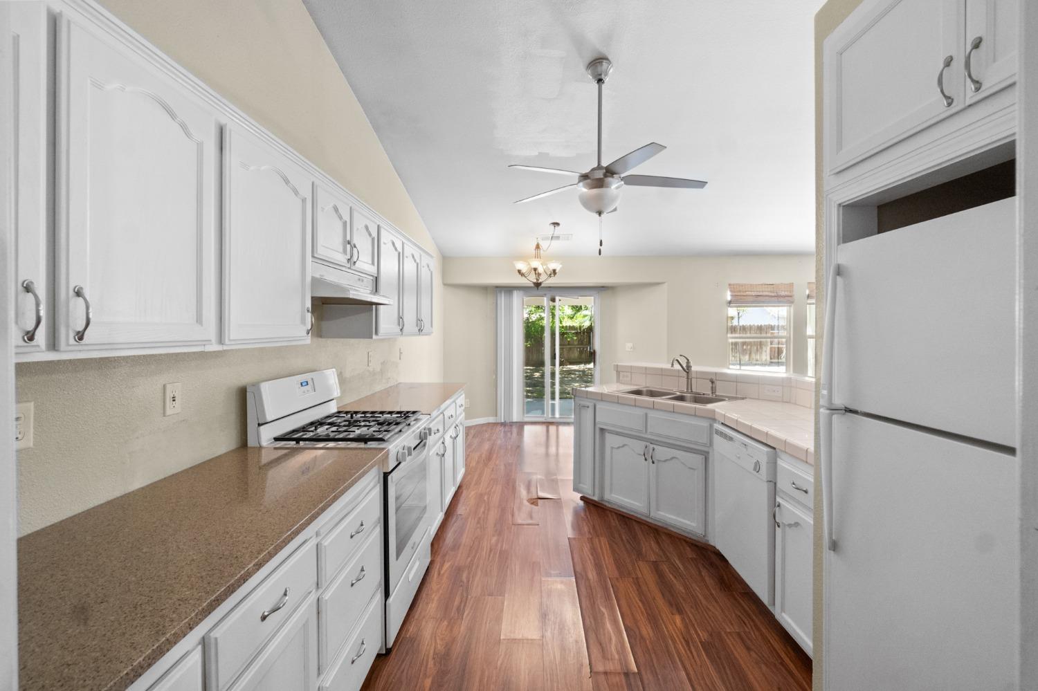 1095 Yellowstone Drive