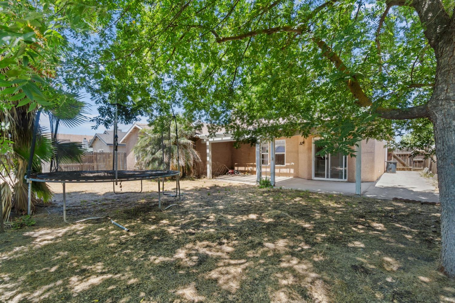 1095 Yellowstone Drive