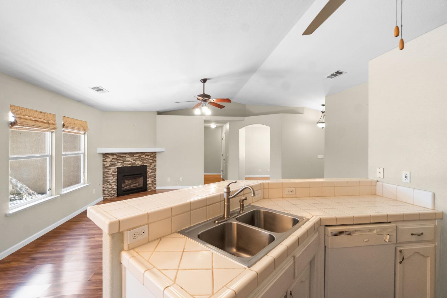 1095 Yellowstone Drive