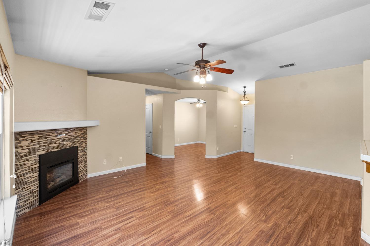 1095 Yellowstone Drive