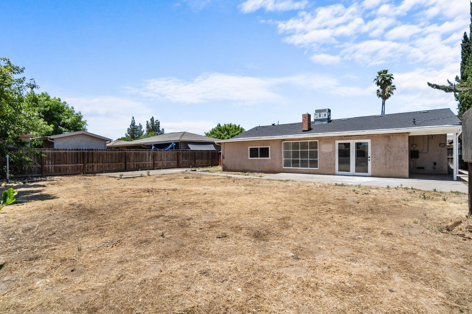 4624 E Cornell Avenue