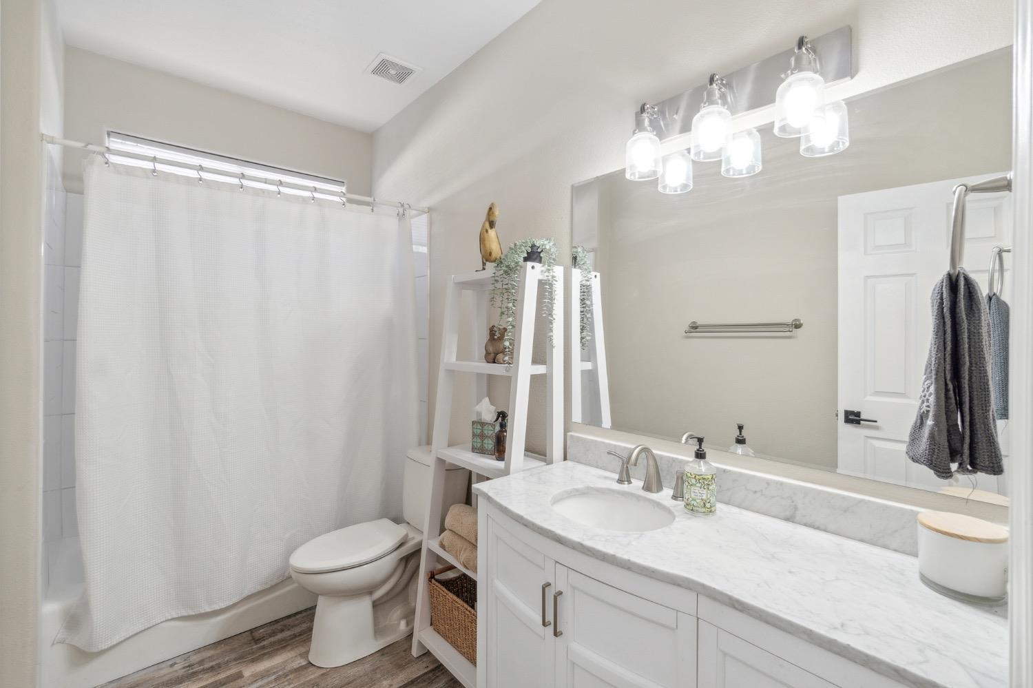 48395 Victoria Court