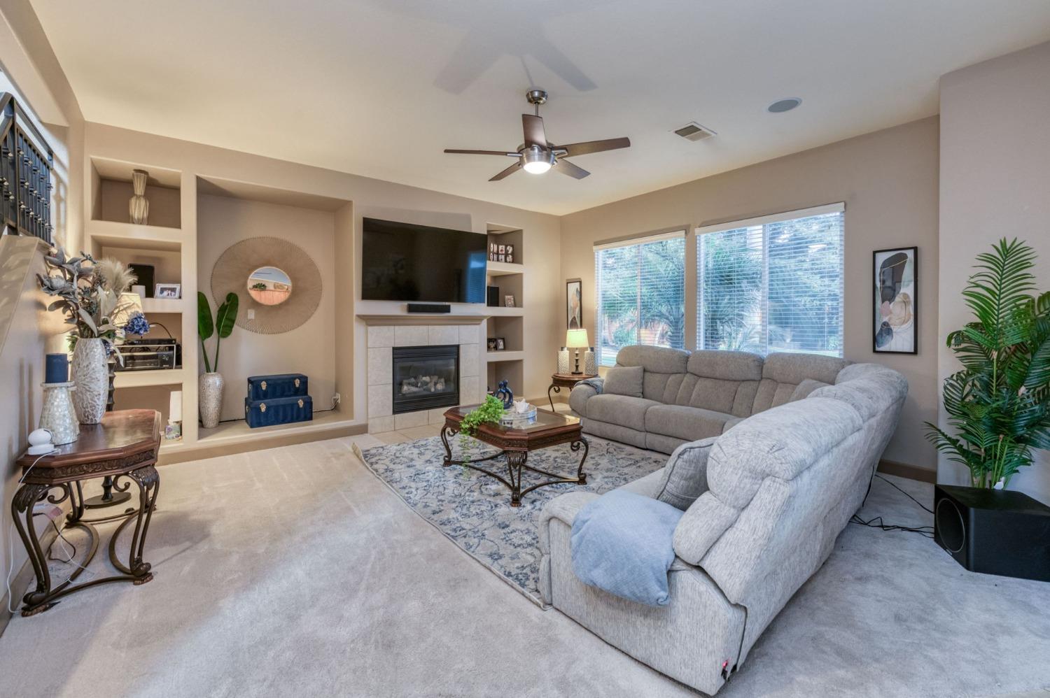36 W Jordan Avenue