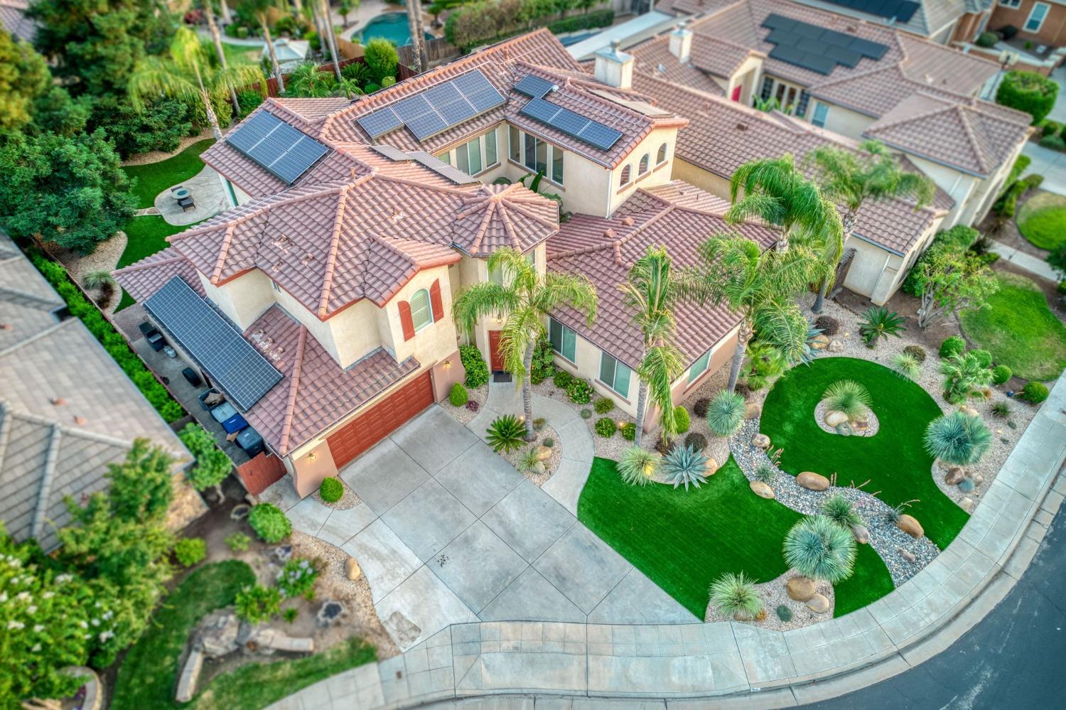 36 W Jordan Avenue