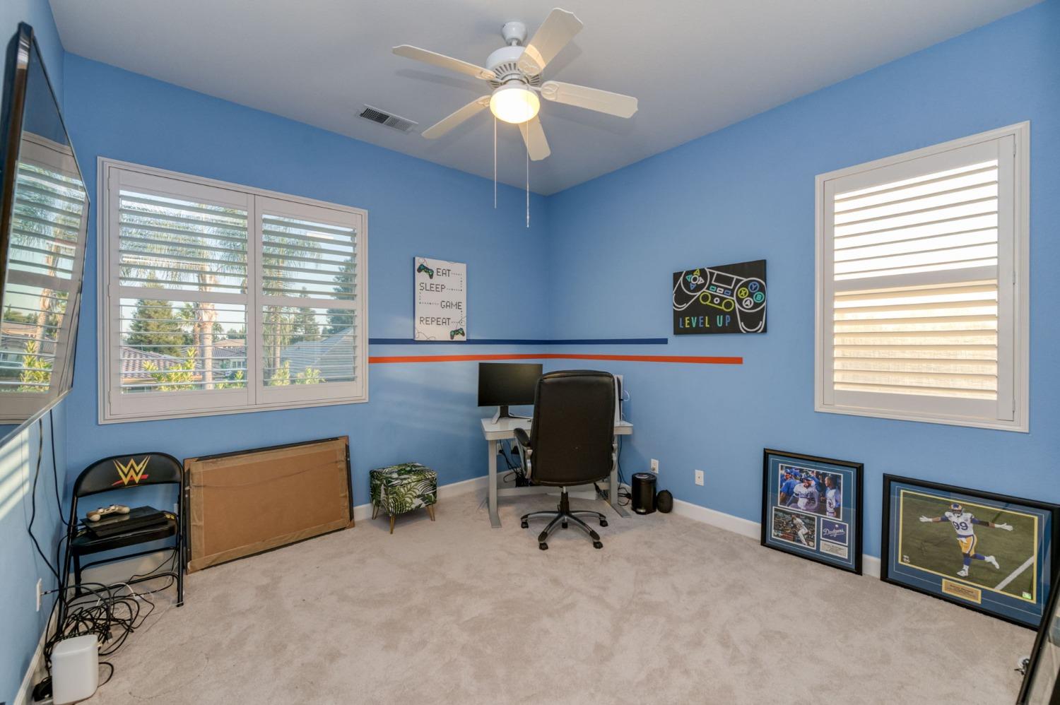 36 W Jordan Avenue