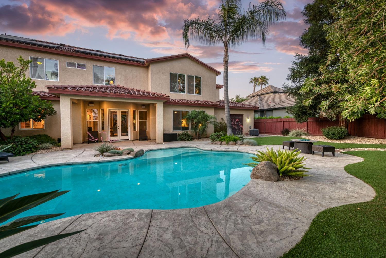 36 W Jordan Avenue