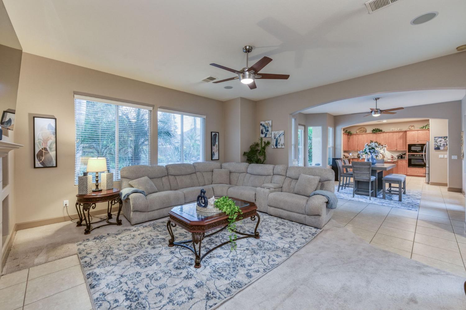 36 W Jordan Avenue