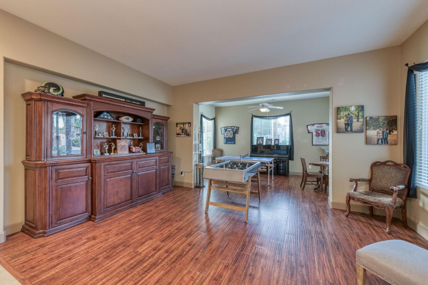 36 W Jordan Avenue