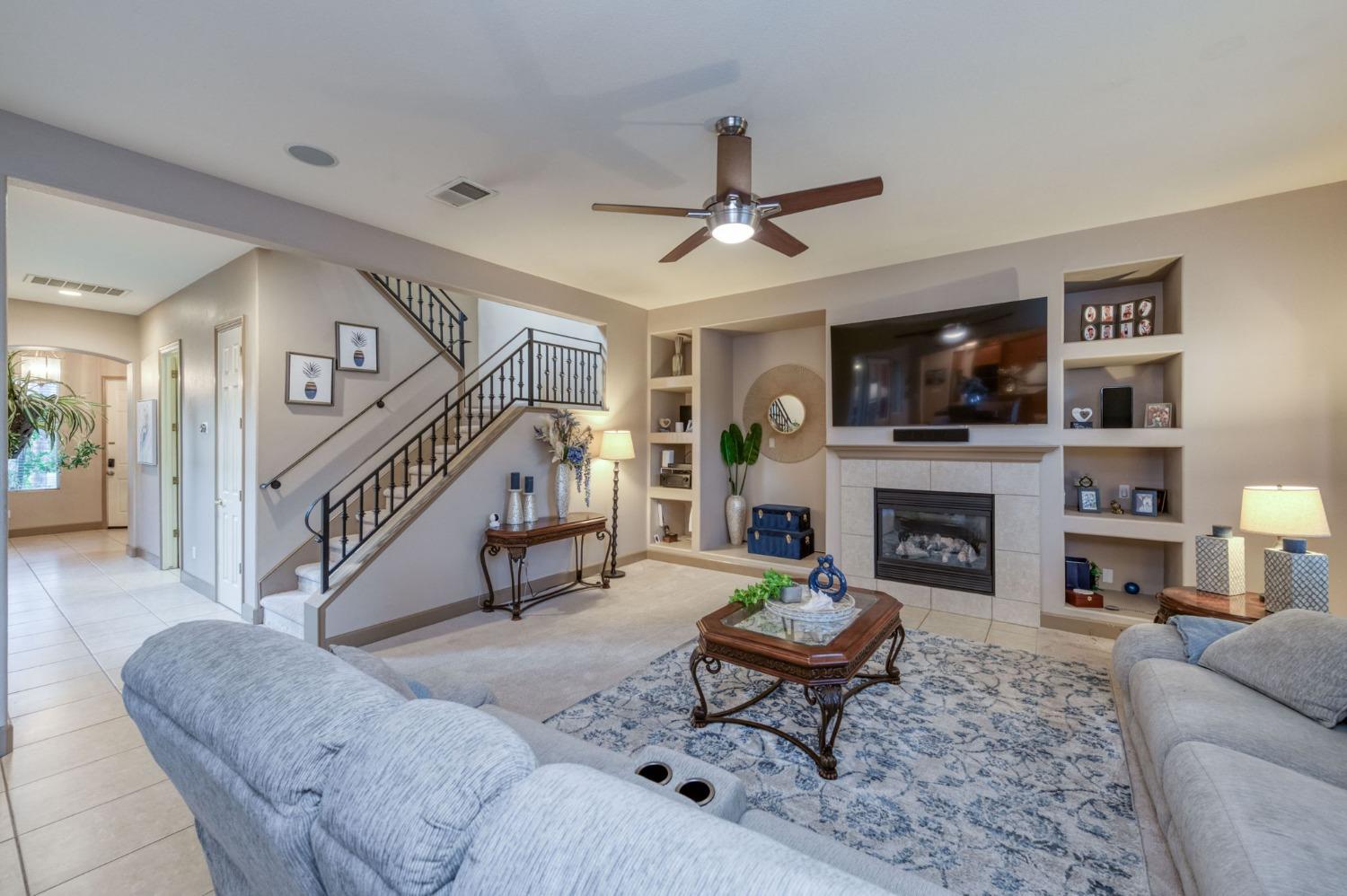 36 W Jordan Avenue