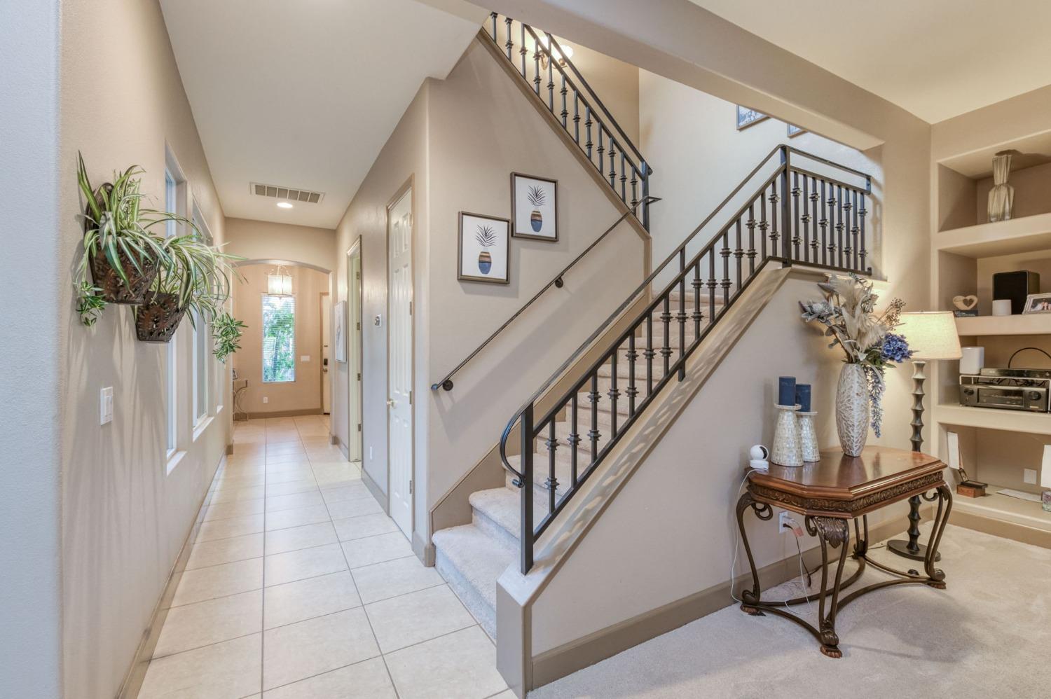 36 W Jordan Avenue