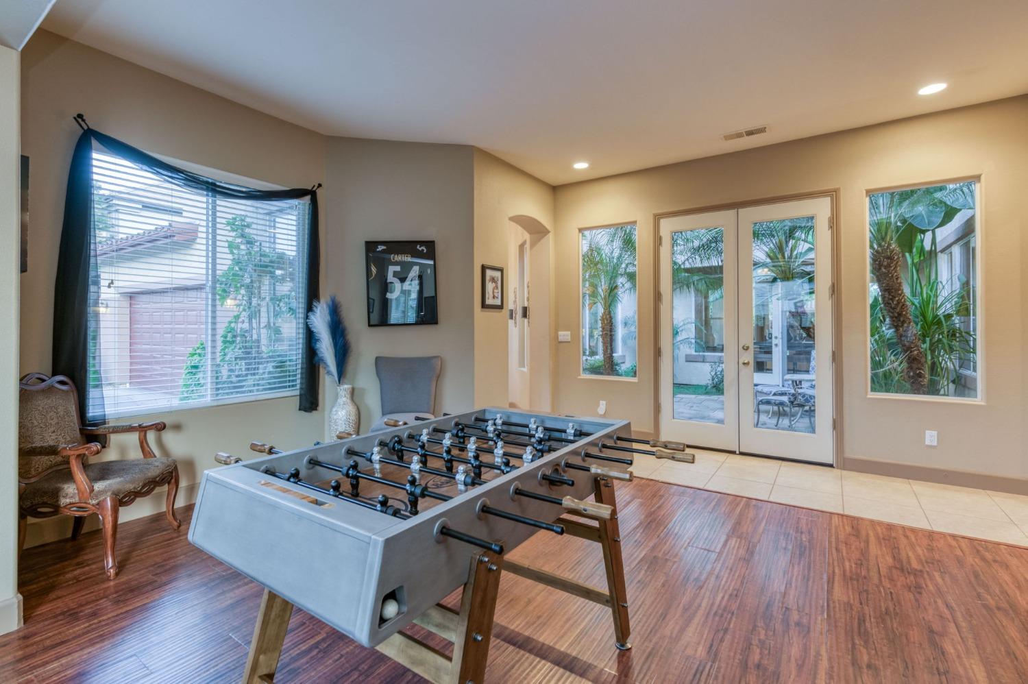 36 W Jordan Avenue