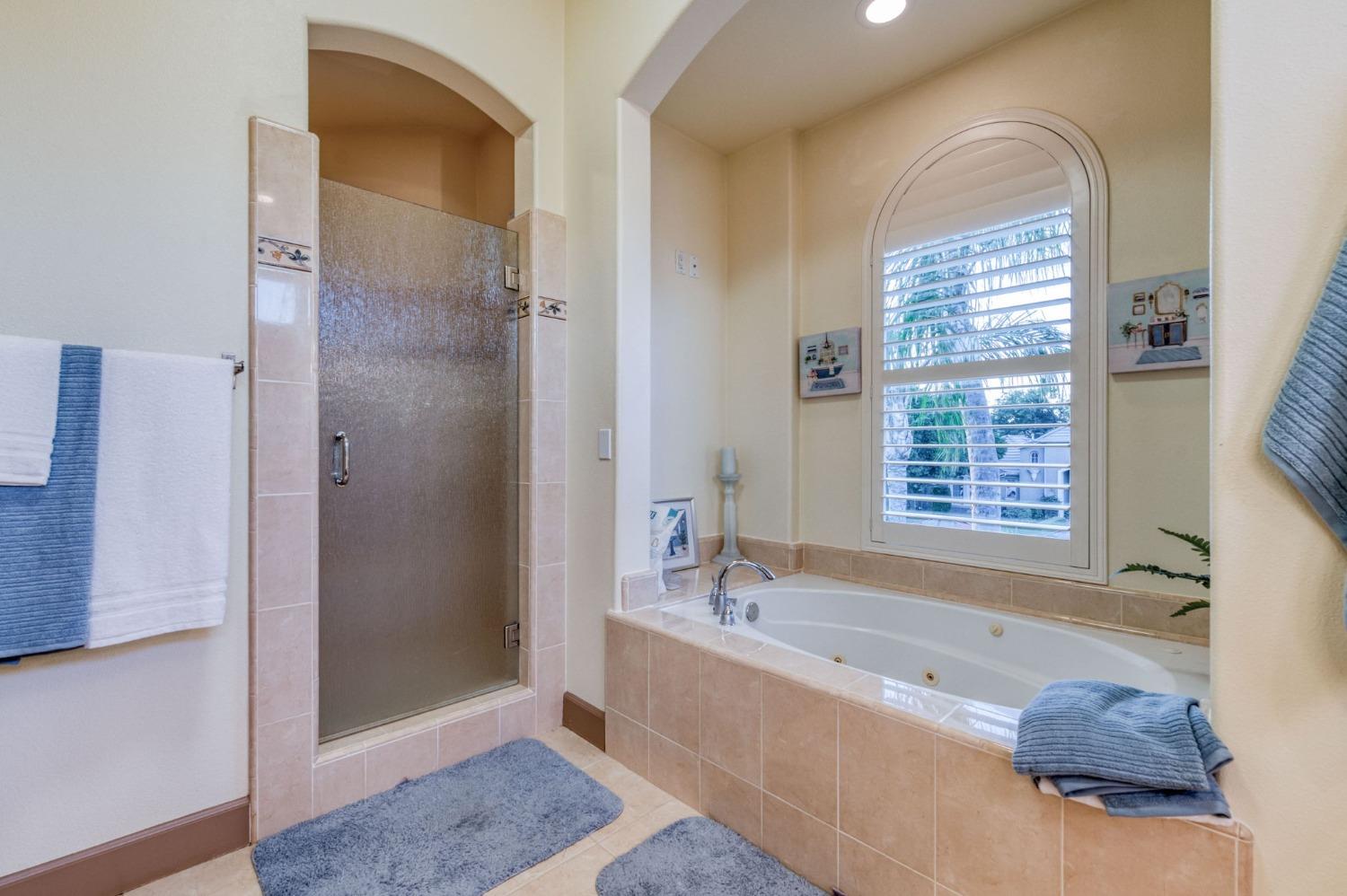 36 W Jordan Avenue