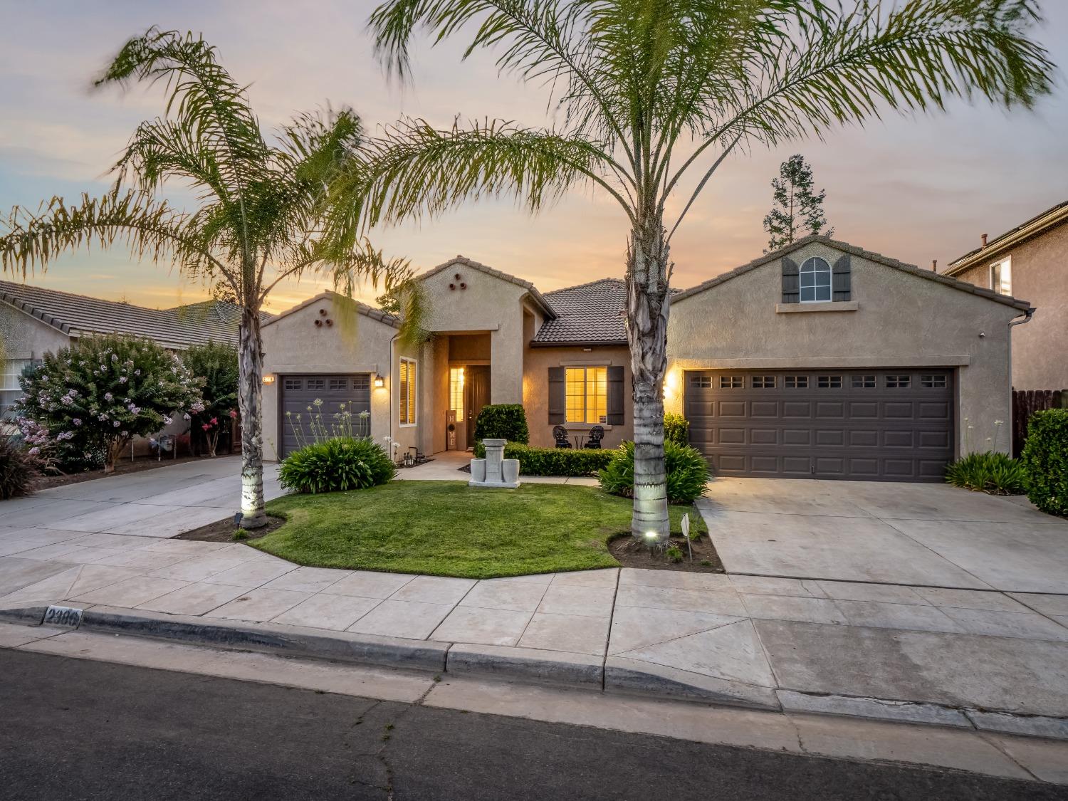 2386 E Brandon Lane