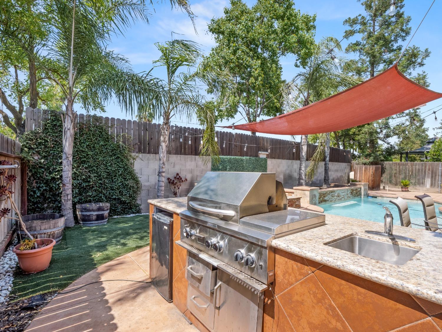 2386 E Brandon Lane