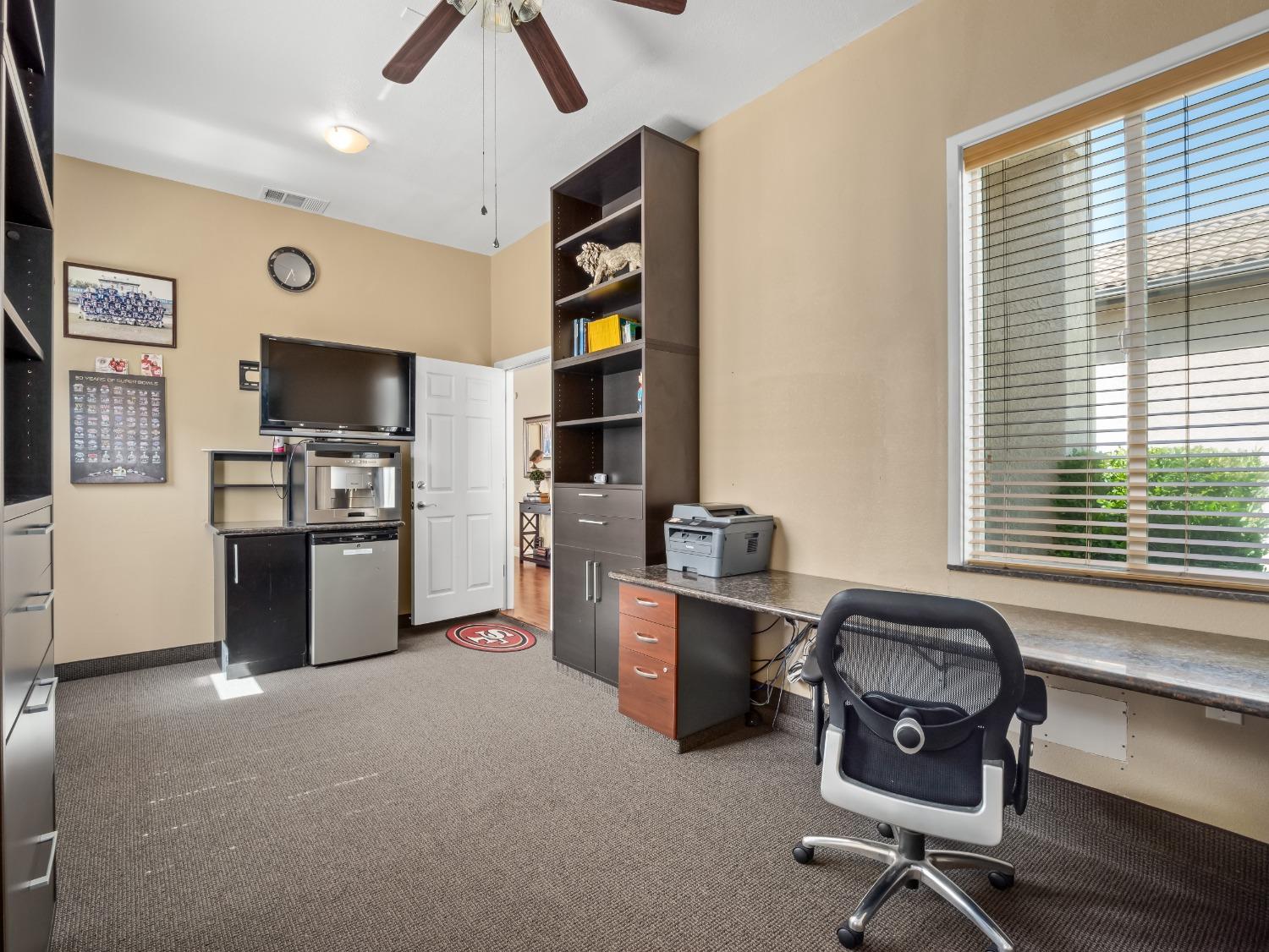 2386 E Brandon Lane