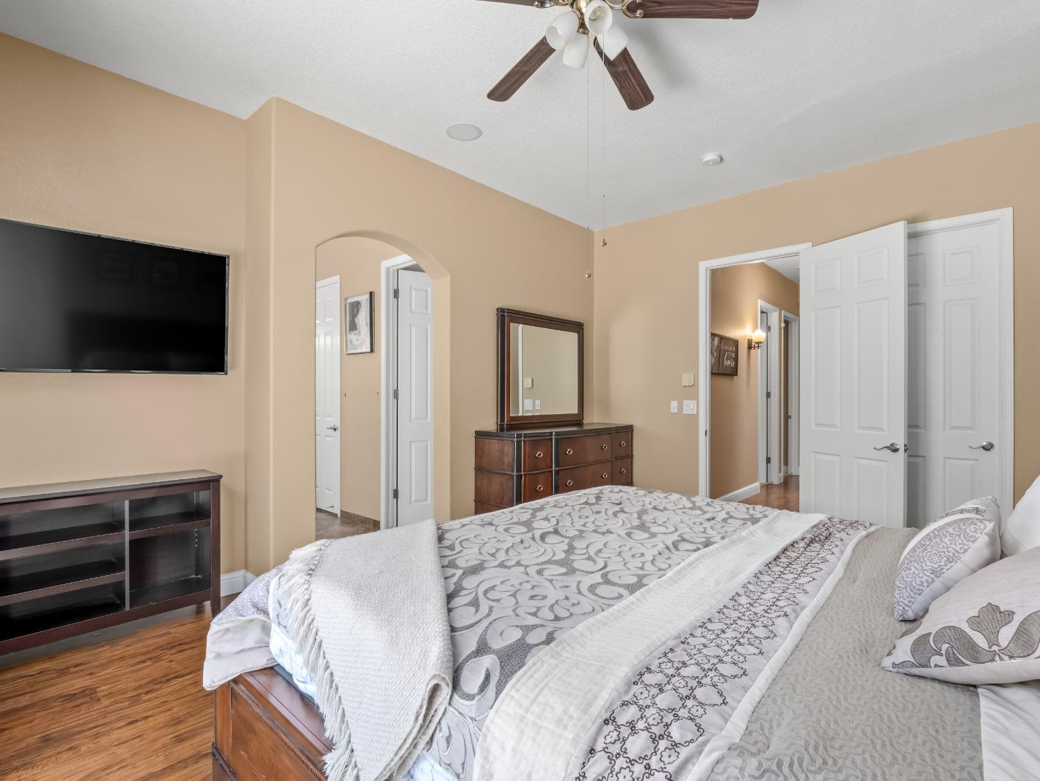 2386 E Brandon Lane