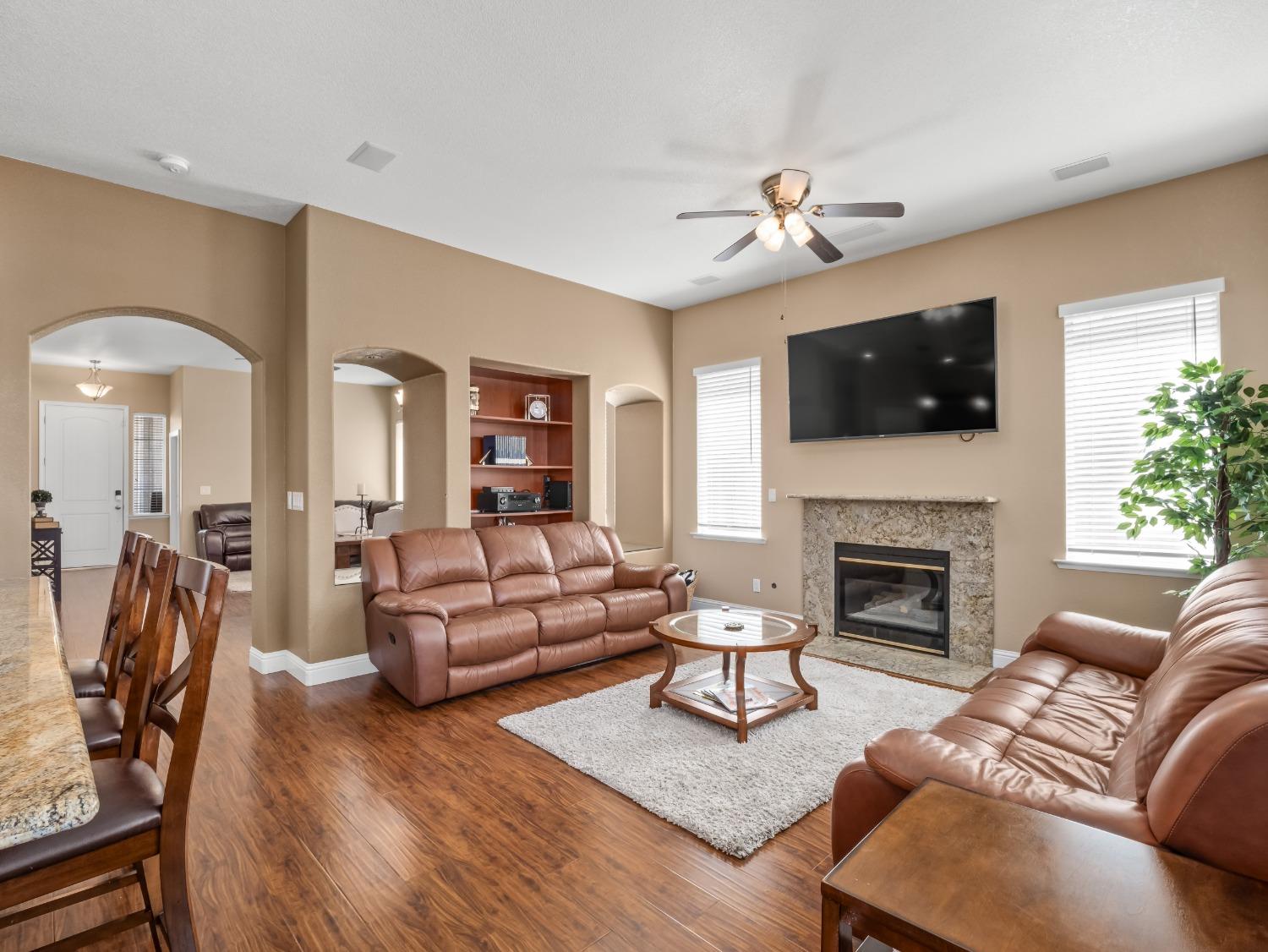 2386 E Brandon Lane