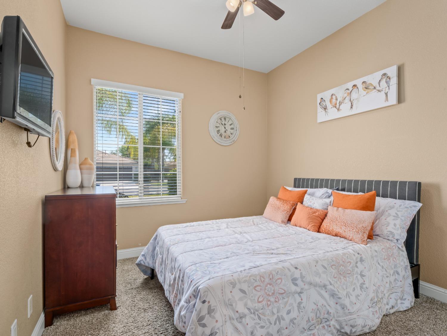 2386 E Brandon Lane