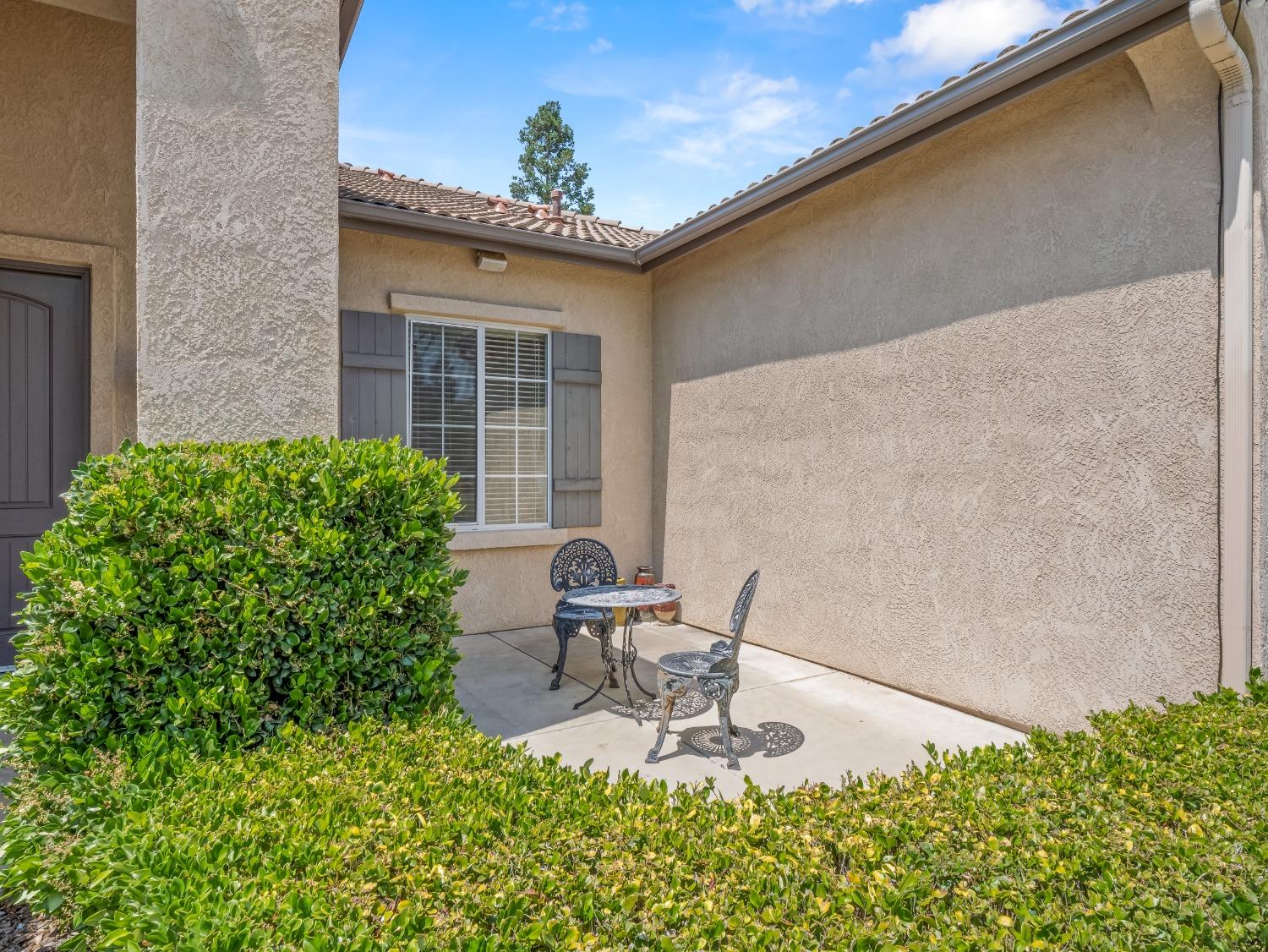 2386 E Brandon Lane