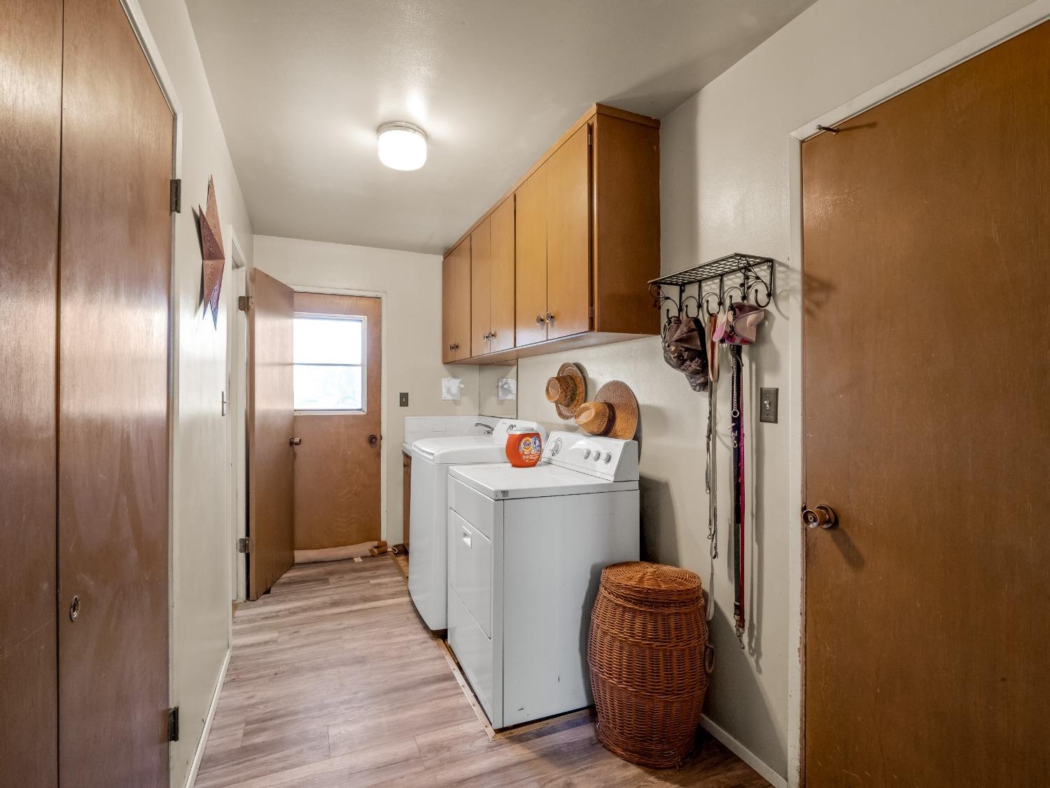 2250 W Mount Whitney Avenue