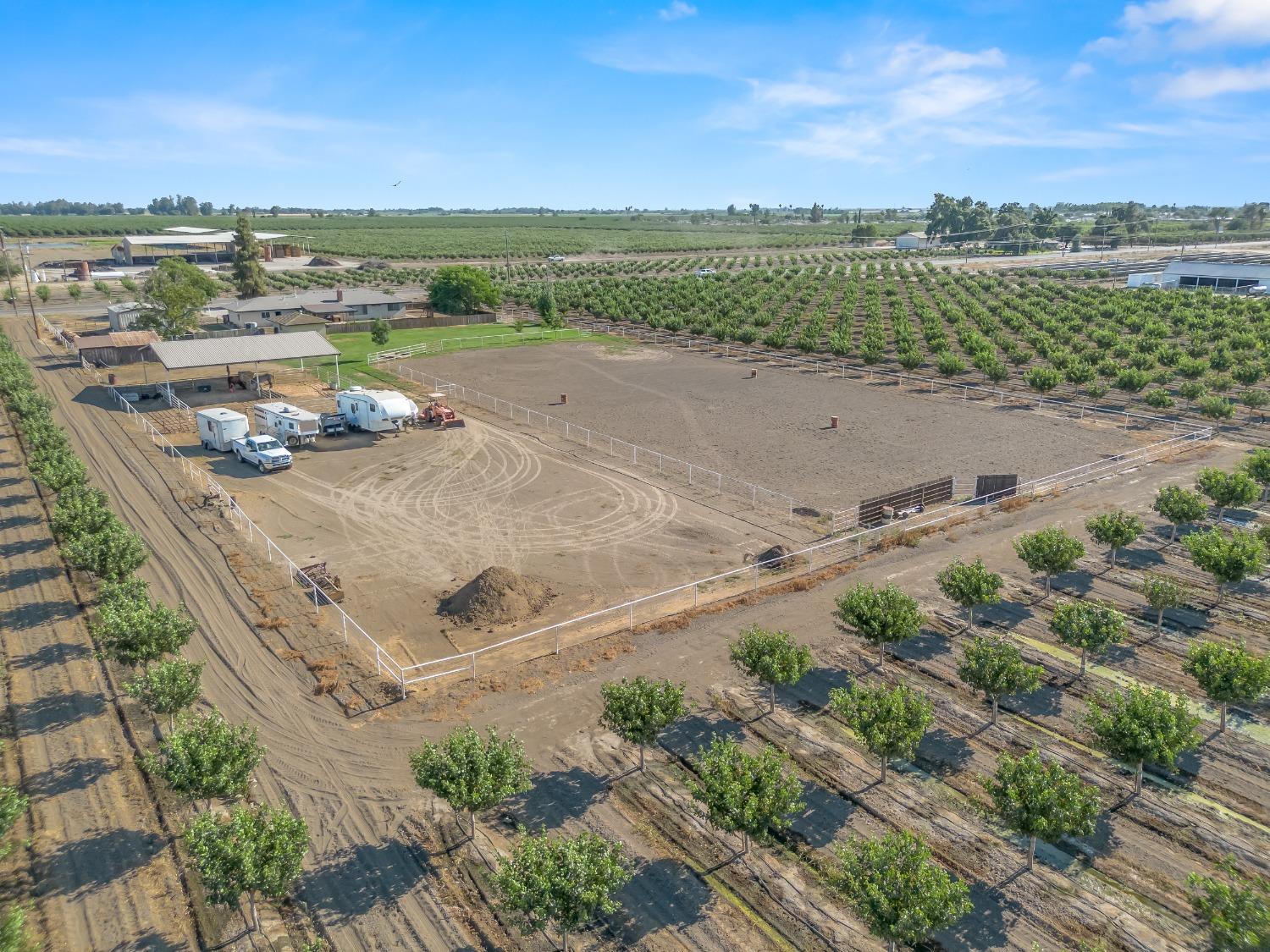 2250 W Mount Whitney Avenue