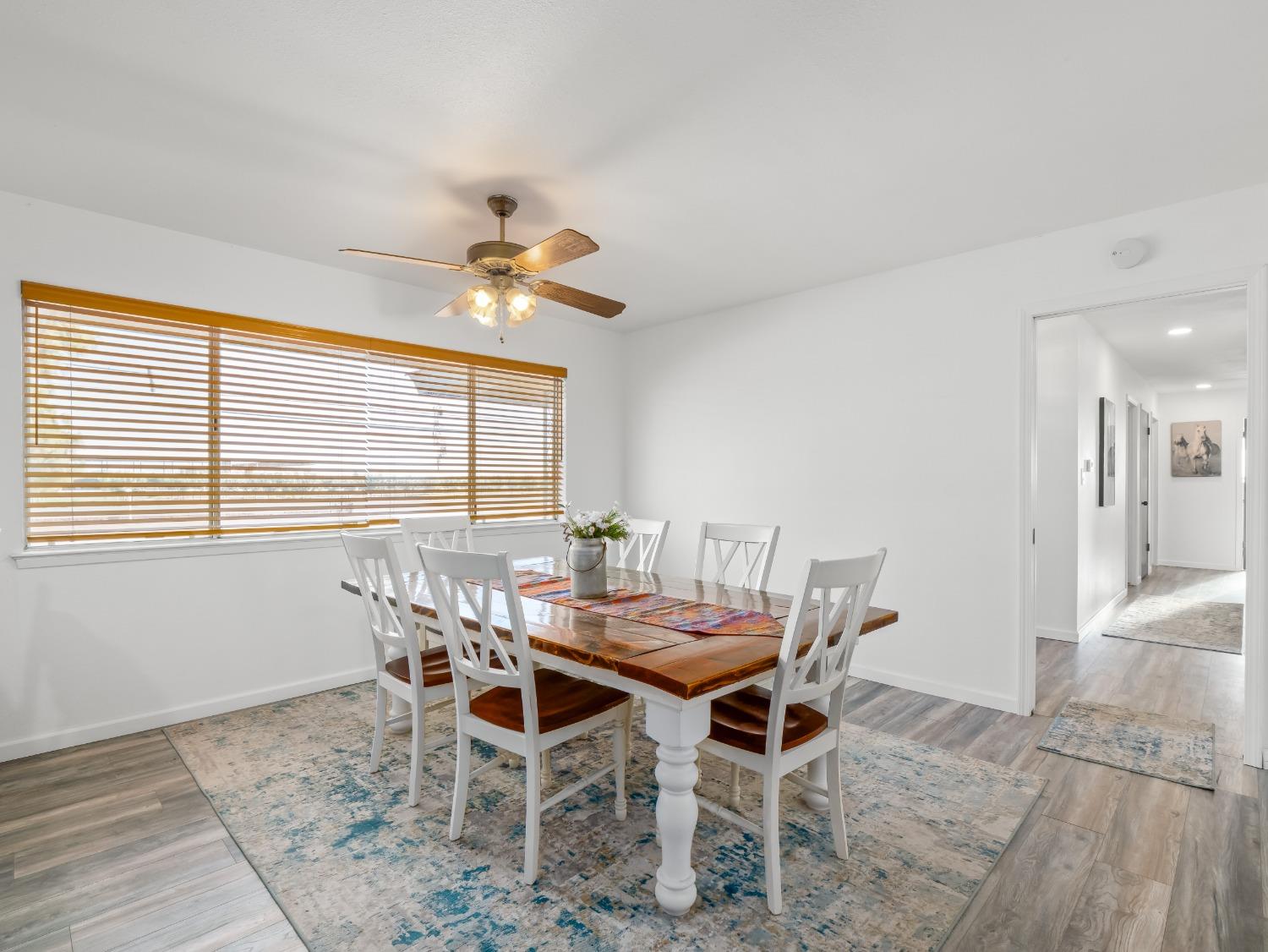 2250 W Mount Whitney Avenue