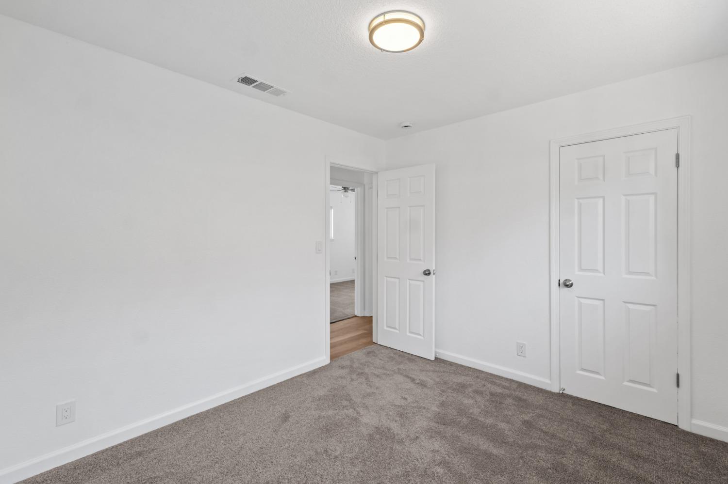1287 Bennett Way