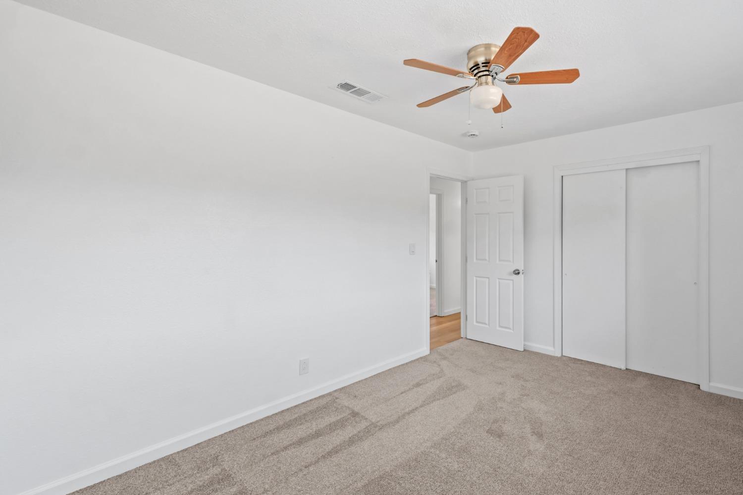 1287 Bennett Way